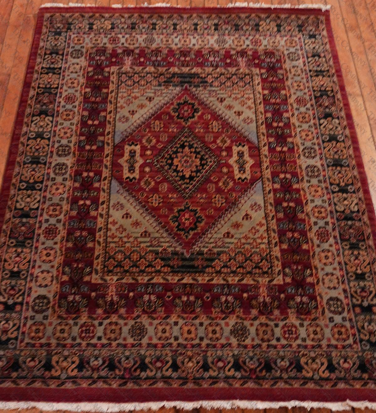 Heriz Rust (4'x5' +)