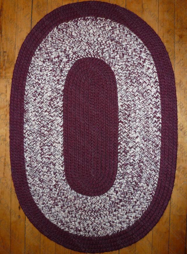 Calico Burgundy Tweed (2'x3' oval)