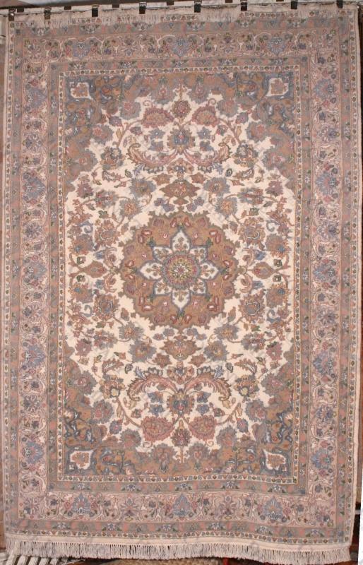 Nain (5'9"x8'9")