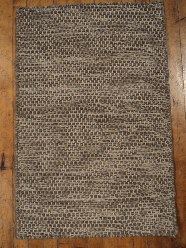 Wool Raggie Taupe (2'x3')